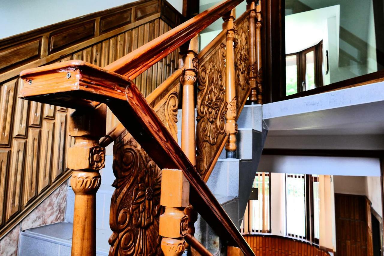 Pensiunea Roua Florilor Hotel อานีนา ภายนอก รูปภาพ