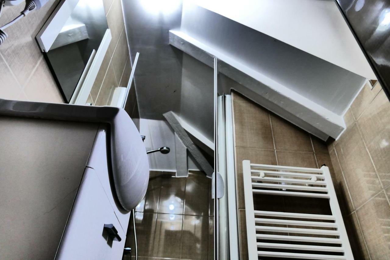 Pensiunea Roua Florilor Hotel อานีนา ภายนอก รูปภาพ